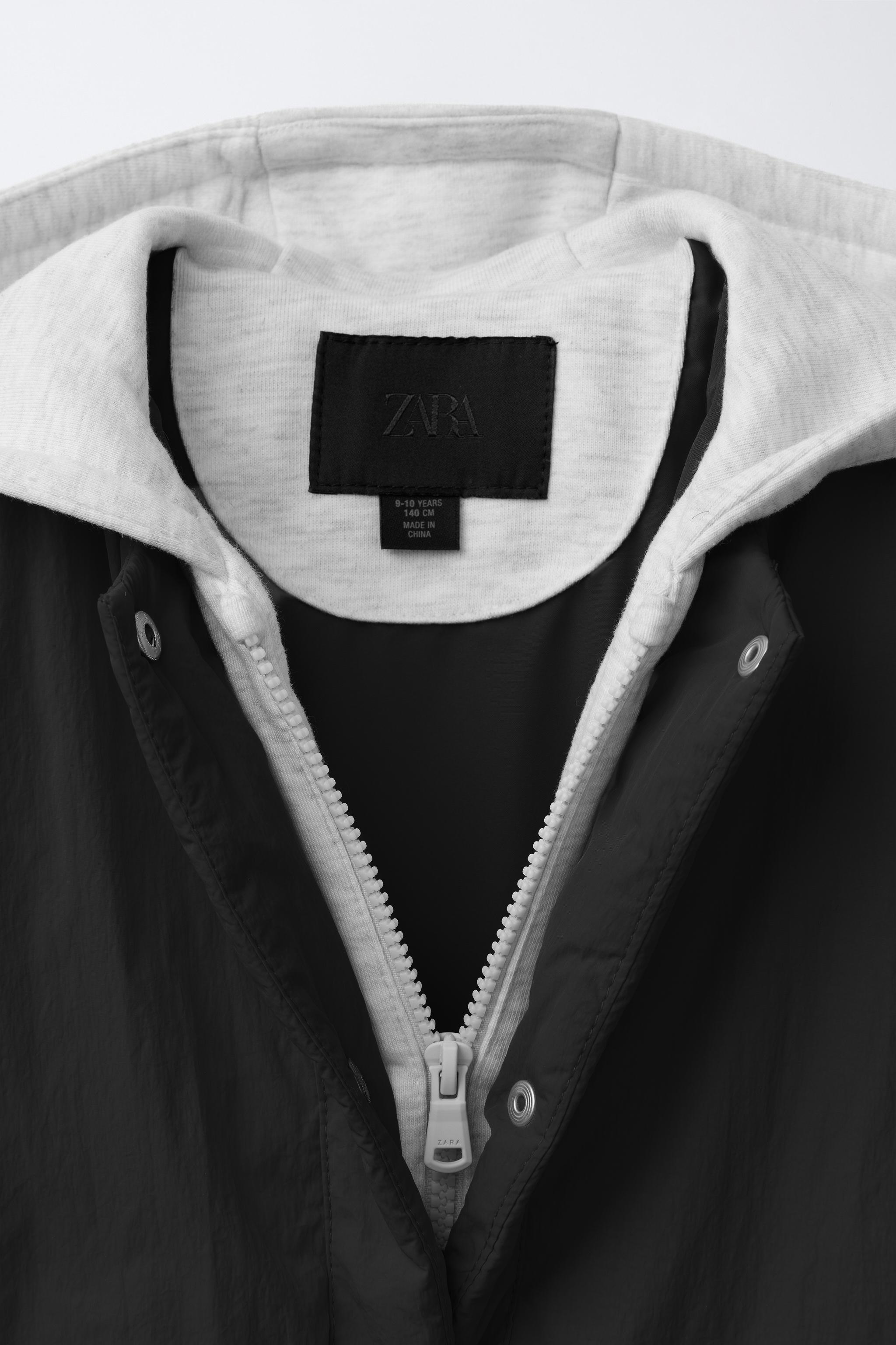 HOODED QUILTED JACKET